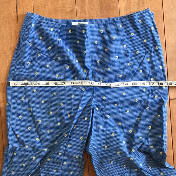 Talbots gingham Embroidered  Capri pants 10 nwot - Picture 6 of 8